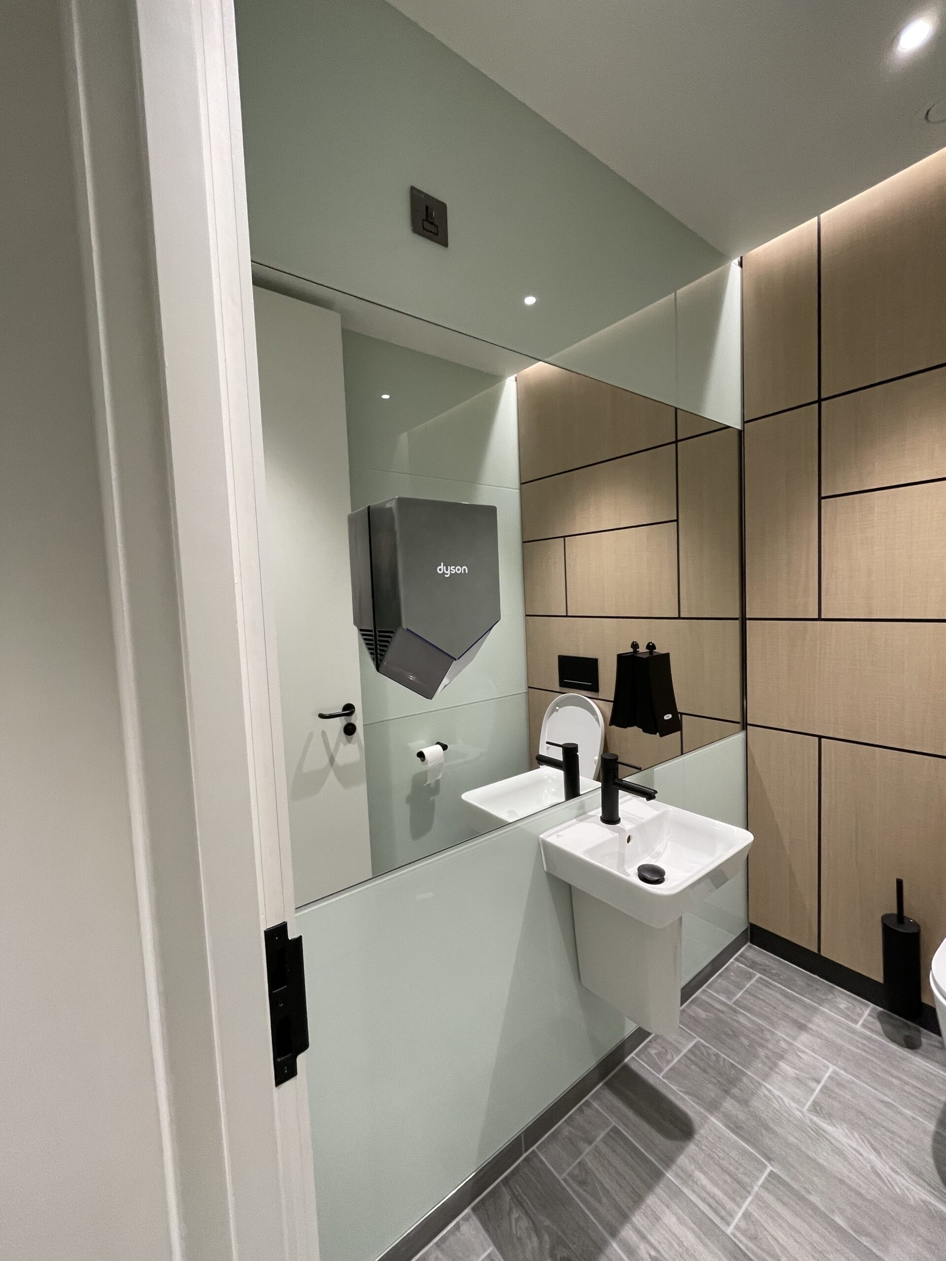 Photo 05 03 2024 07 28 29 scaled